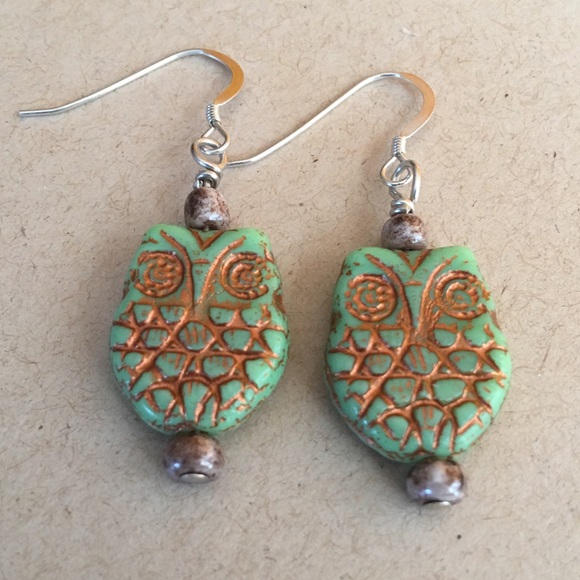 Jewelry - ❌Sold❌Czech Glass Owl .925 Sterling Silver Earning